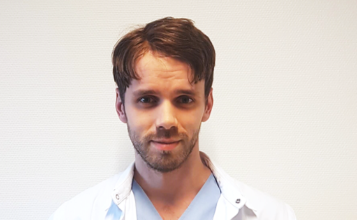 Dr. Johnny Duerinck
