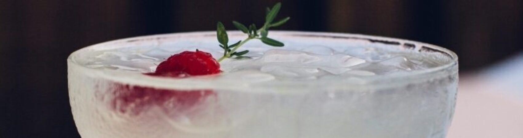 Limoen en tijm limonade